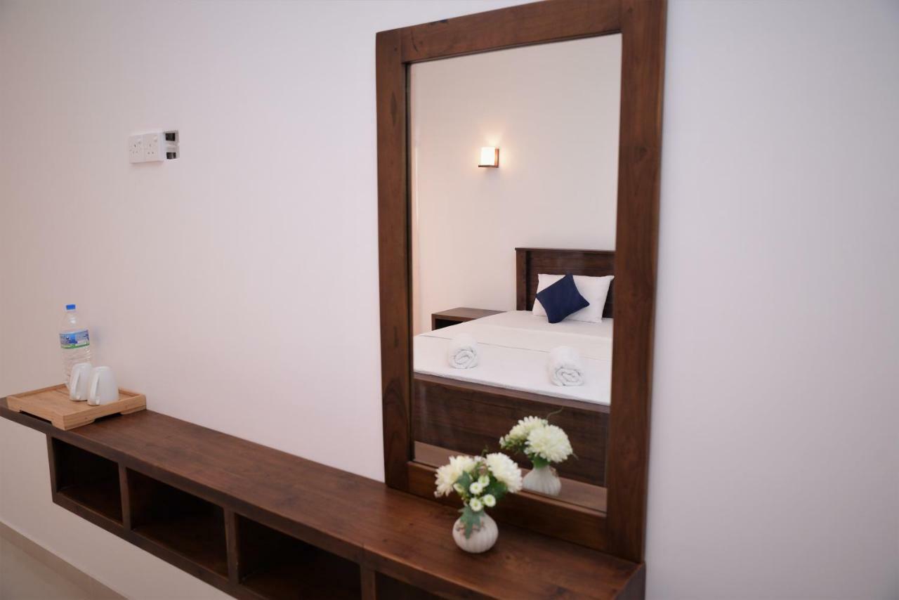 The Ritz Hikkaduwa Hotel Ngoại thất bức ảnh